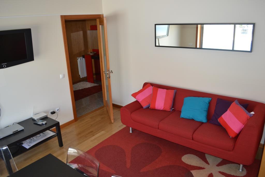 Oporto City And Beach Apartment Lavra Room photo